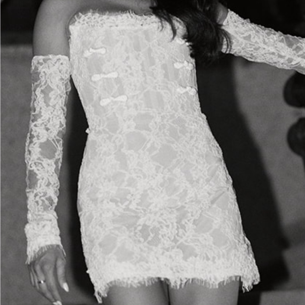 Elegant White Lace Long Sleeve Dress